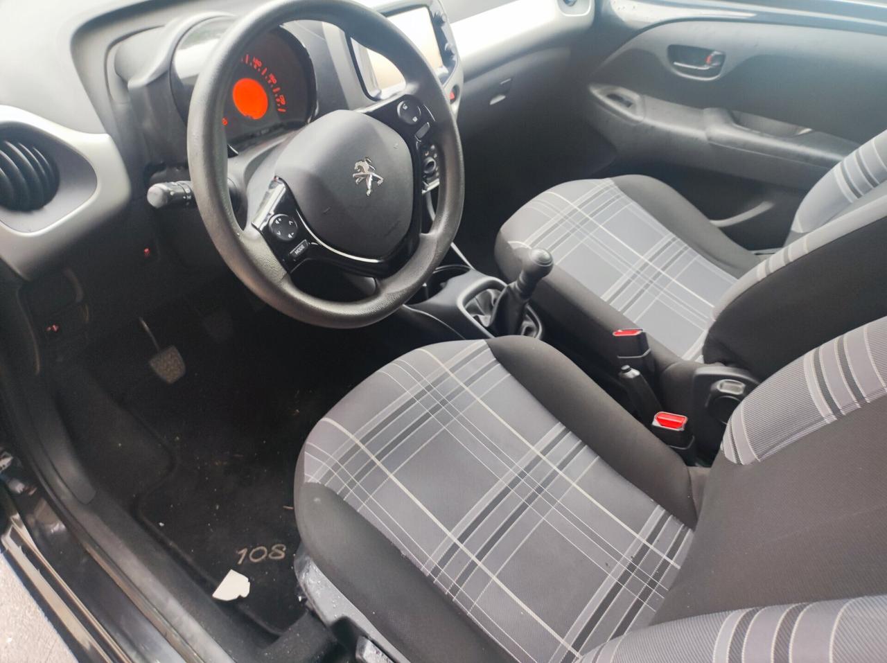 Peugeot 108 VTi 68 5 porte Allure