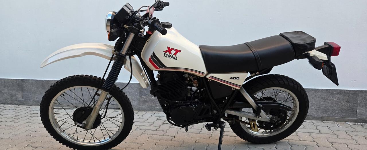 Yamaha XT 400