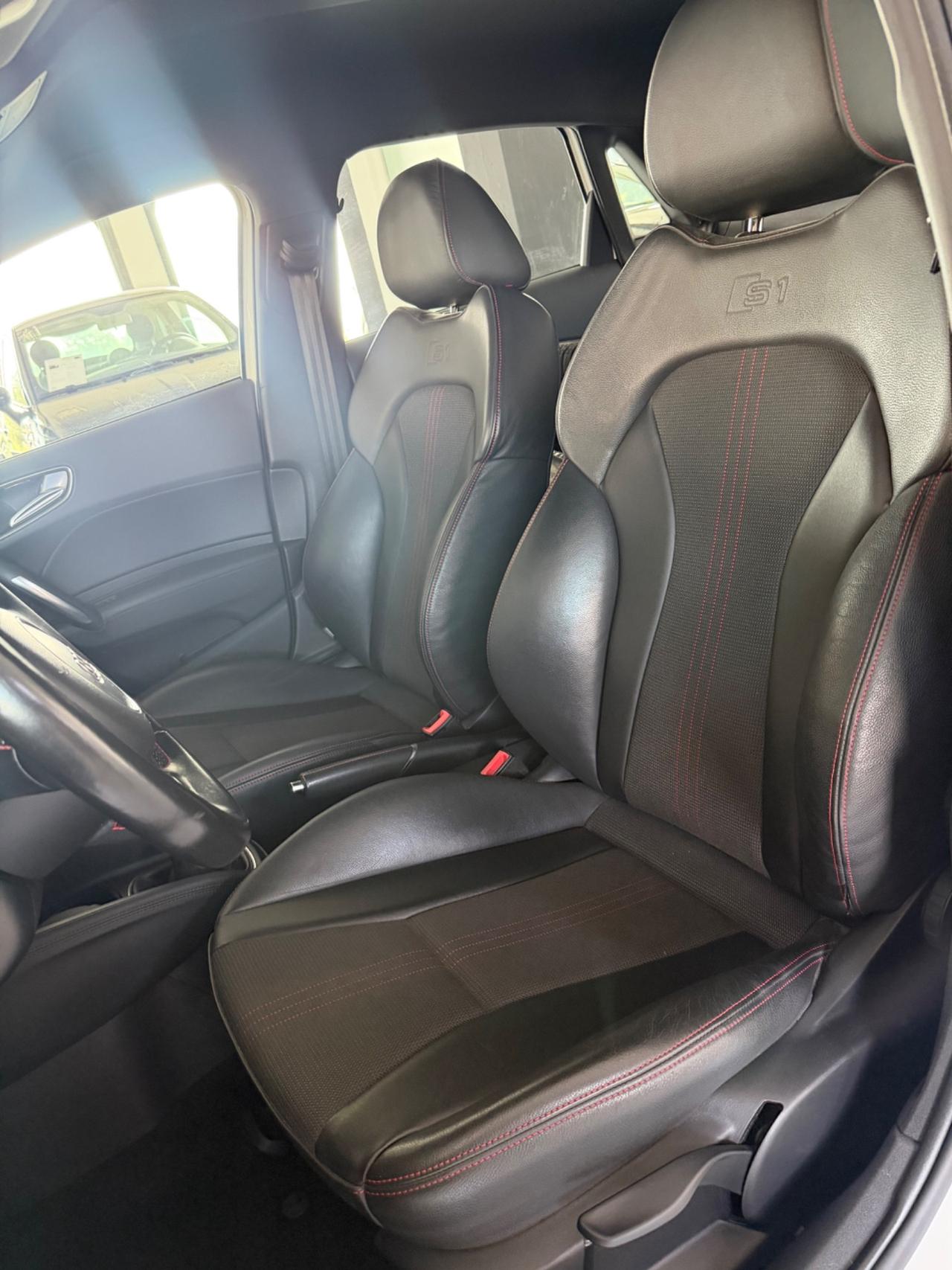 Audi A1 S1 SPB 2.0 TFSI quattro