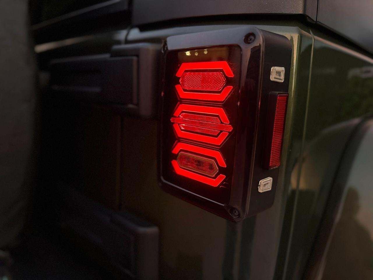 Jeep Wrangler Unlimited 2.8 CRD 177 CV Sahara MANUALE MY08 FULL LED CAMERA