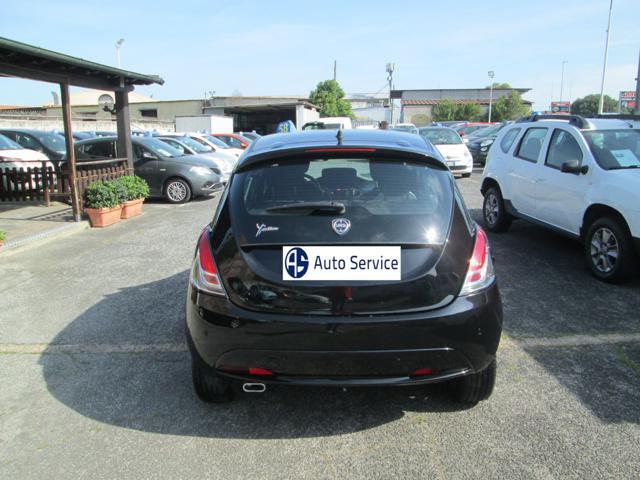 LANCIA Ypsilon 1.2 69 CV 5 porte GPL Ecochic Gold