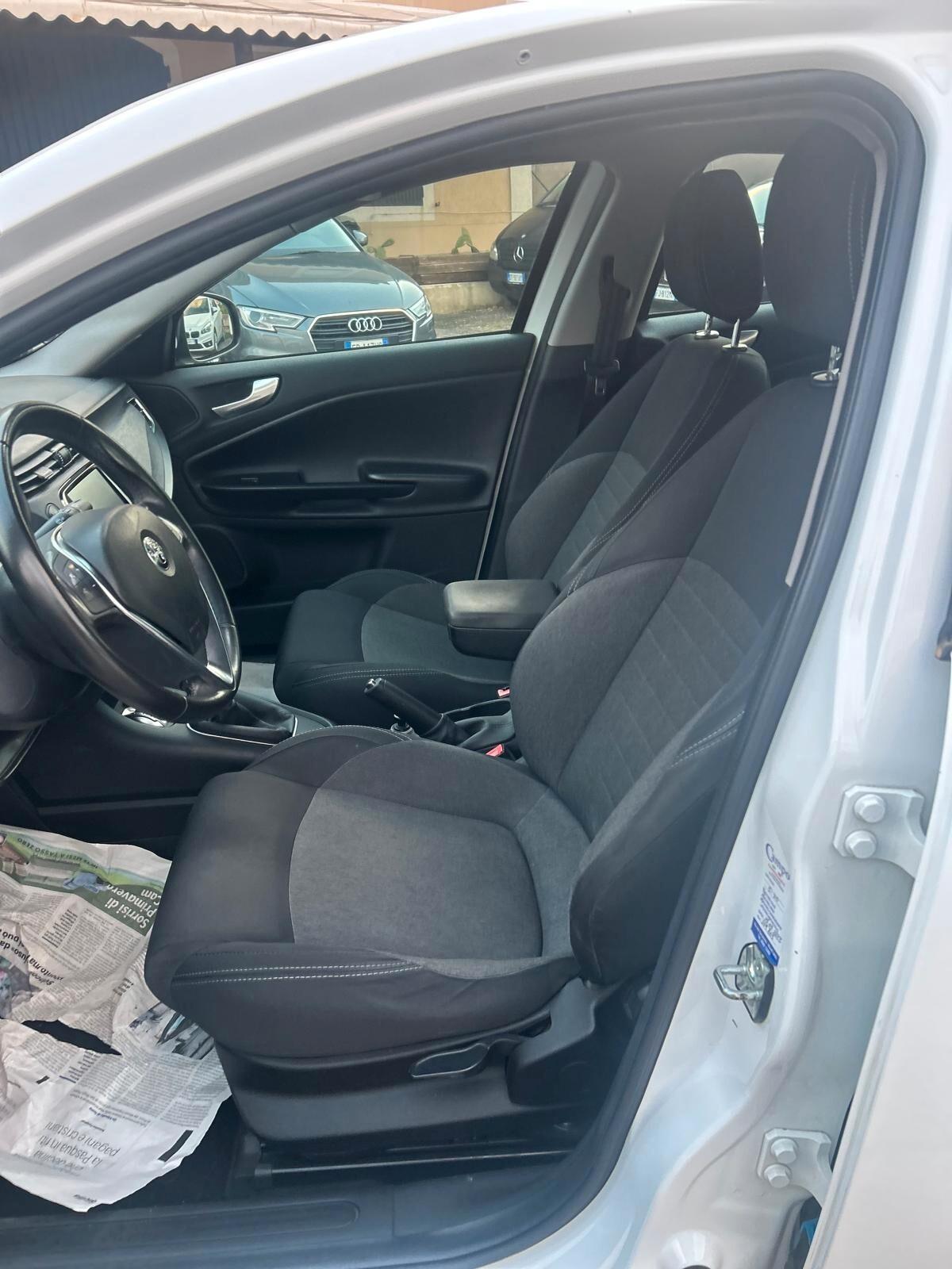 Alfa Romeo Giulietta 1.6 JTDm TCT 120 CV Super