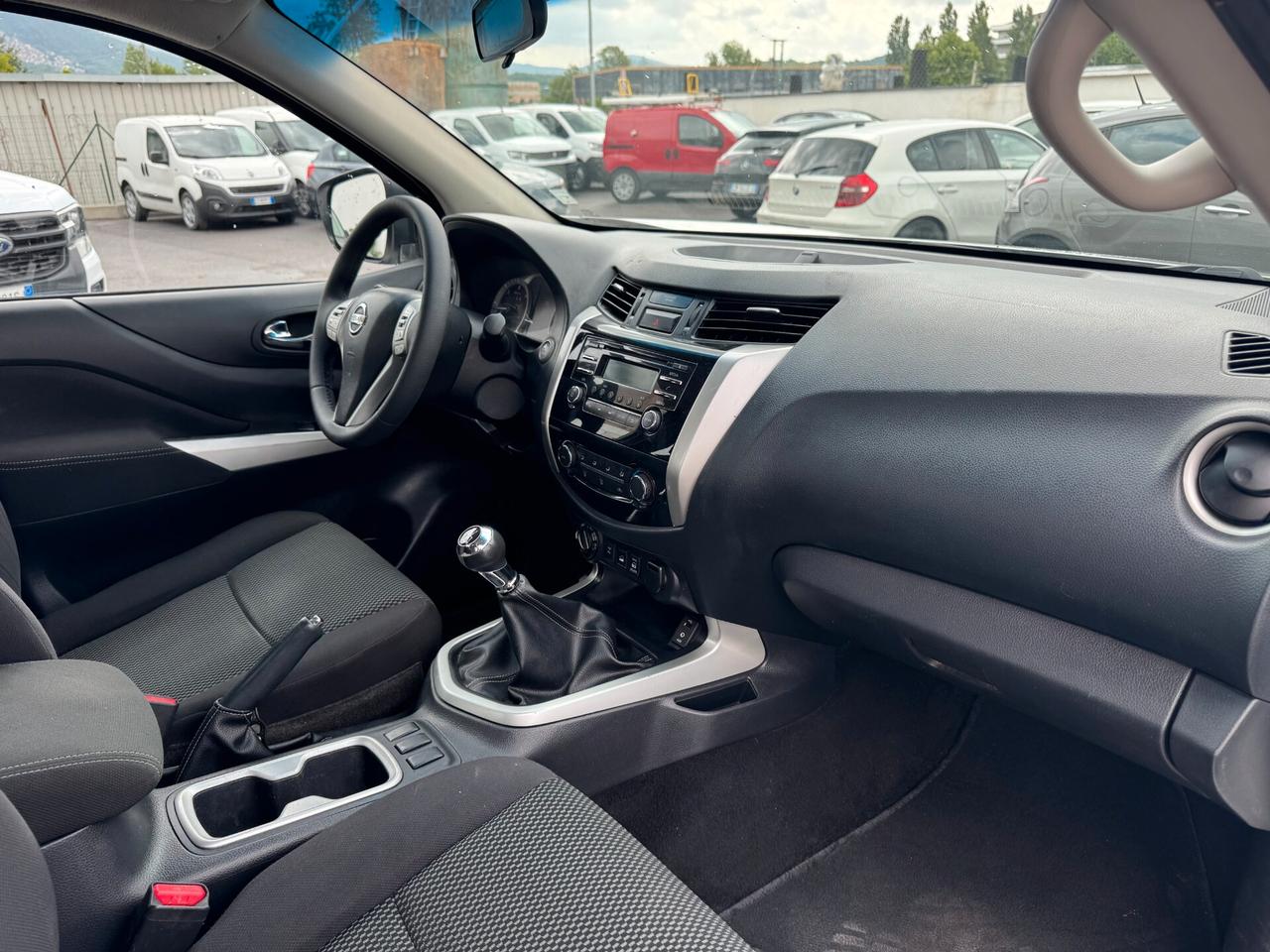 Nissan Navara 2.3 dCi 4WD King Cab Visia