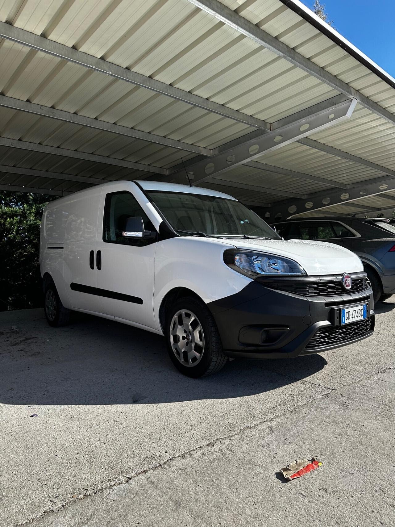 Fiat Doblò 1.3 MJT Cargo Maxi Lounge 3 Posti