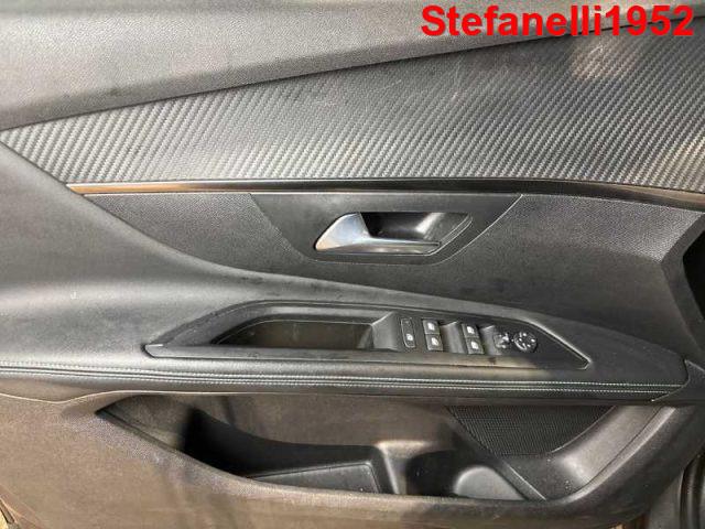 PEUGEOT 5008 II 2021 - 1.5 bluehdi Allure Pack s&s 130cv eat8