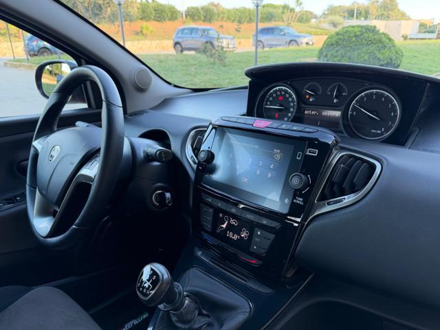 LANCIA Ypsilon HYBRID PLATINUM !!! INTROVABILE !! FULL FULL !!!