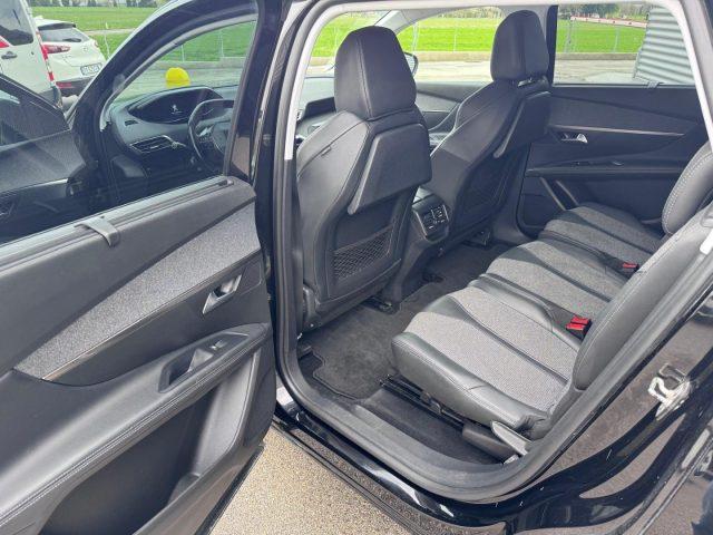 PEUGEOT 5008 BlueHDi 130 S&S Allure ok NEOPATENTATO