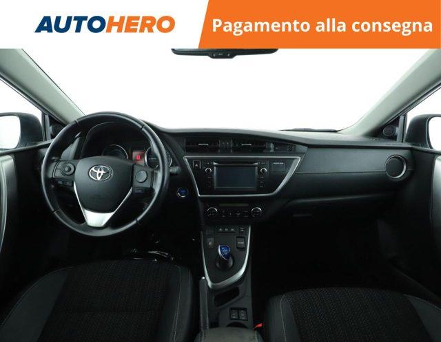 TOYOTA Auris Touring Sports 1.8 Hybrid Lounge