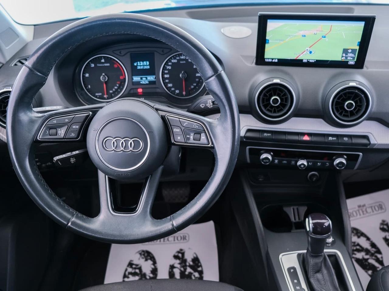 Audi Q2 35 TDI quattro S tronic Business