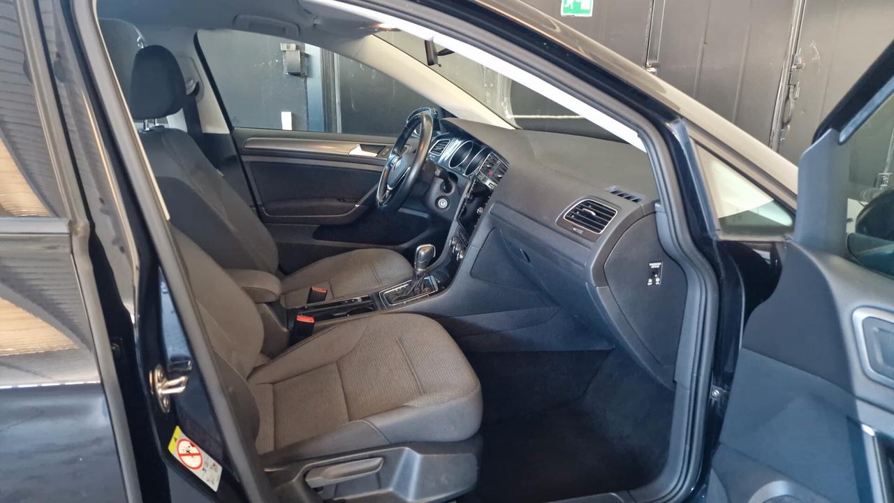 Volkswagen Golf Variant 1.6 TDI 115 CV DSG Executive BlueMotion Tech.