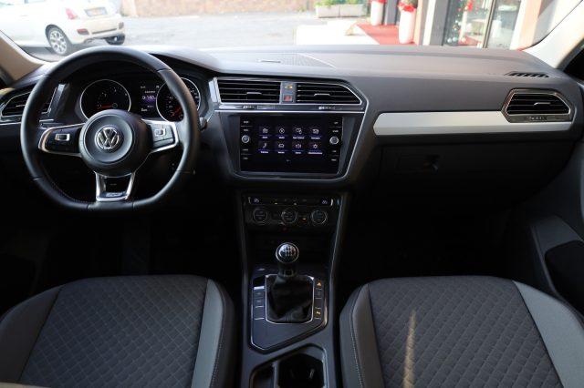 VOLKSWAGEN Tiguan 2.0 TDI Sport R-LINE 19" Full LED ACC Radar