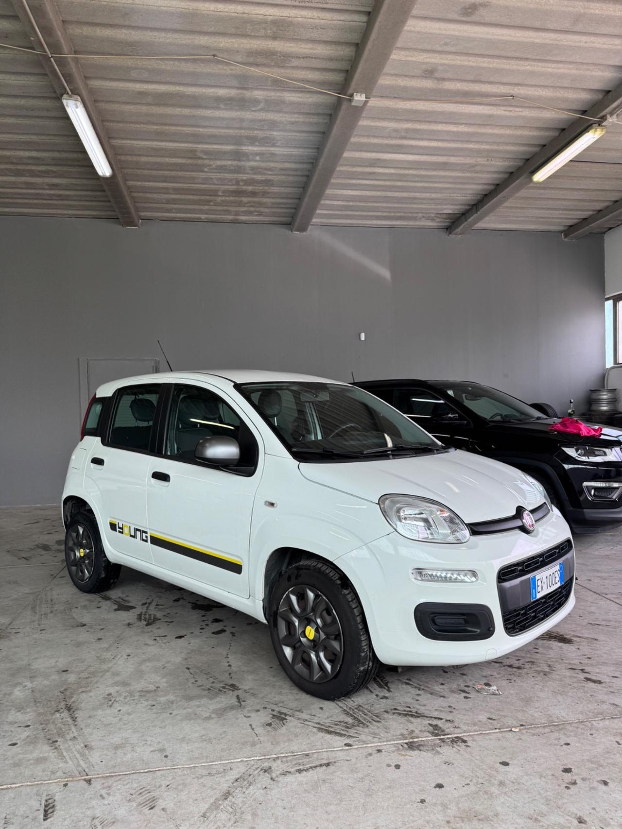 Fiat Panda 0.9 TwinAir Turbo Natural Power Young