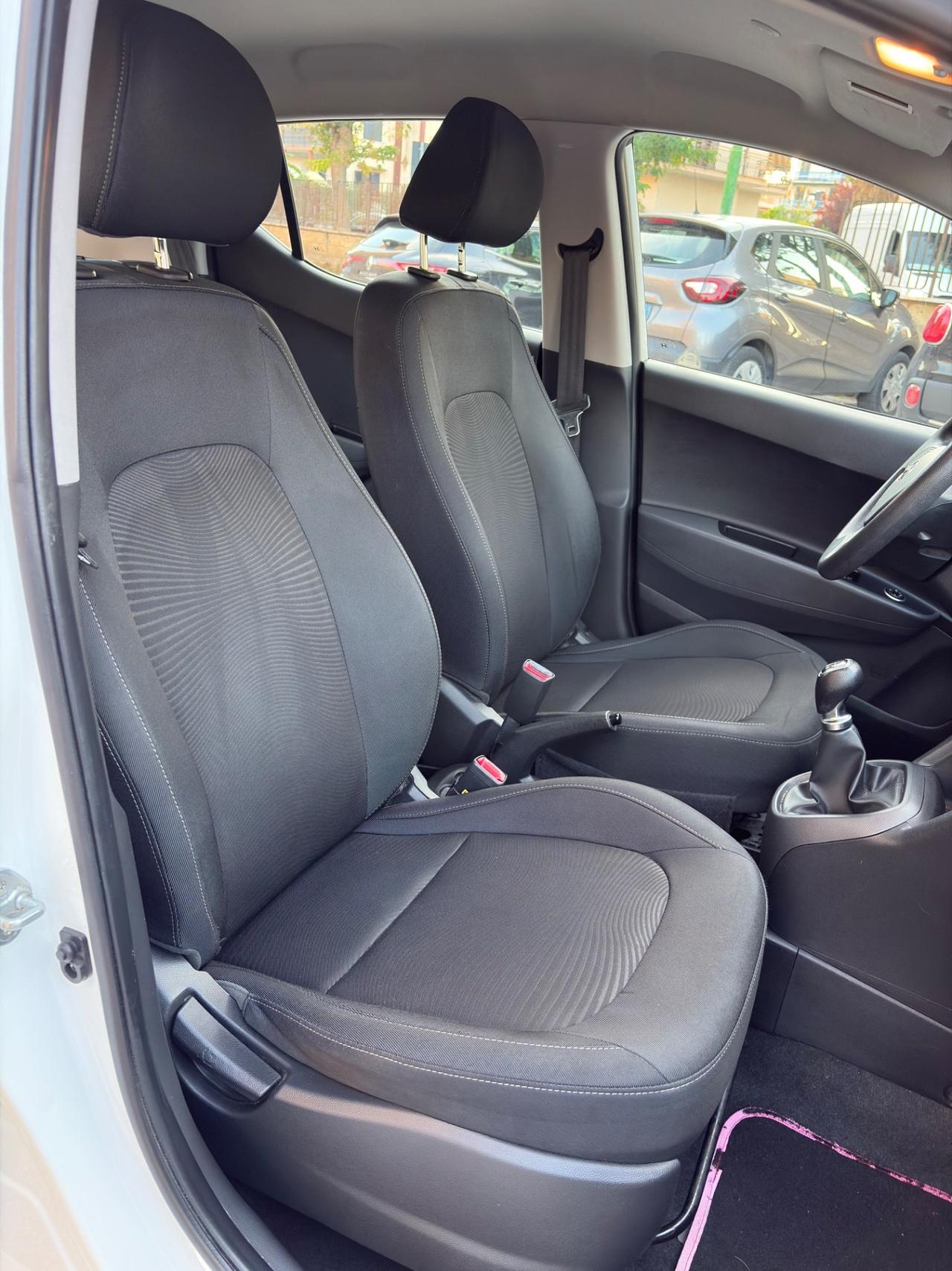 Hyundai i10 restyling 1.0 benz/GPL magnifica