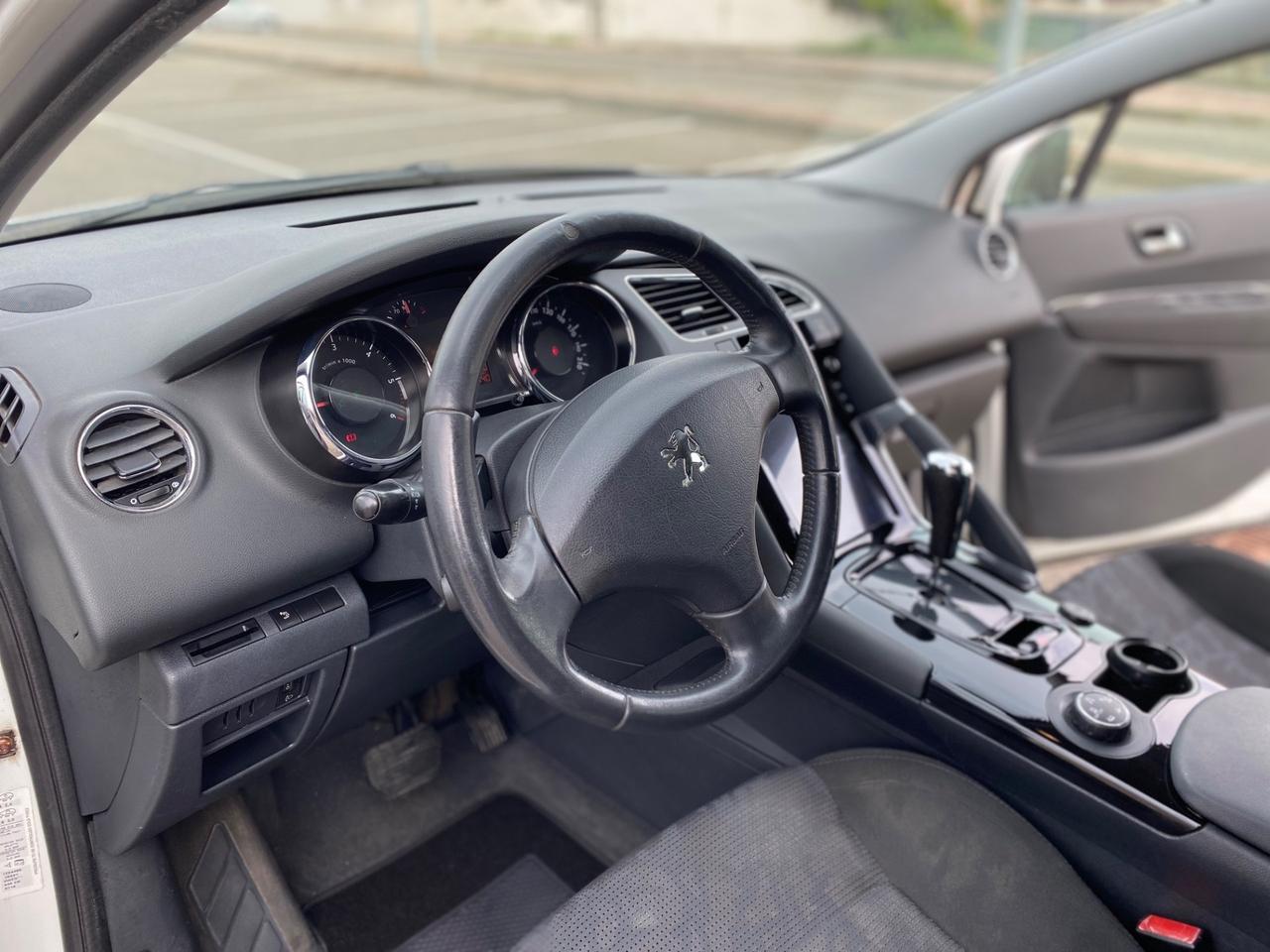 Peugeot 3008 1.6 HDi 110CV cambio robotizzato Premium