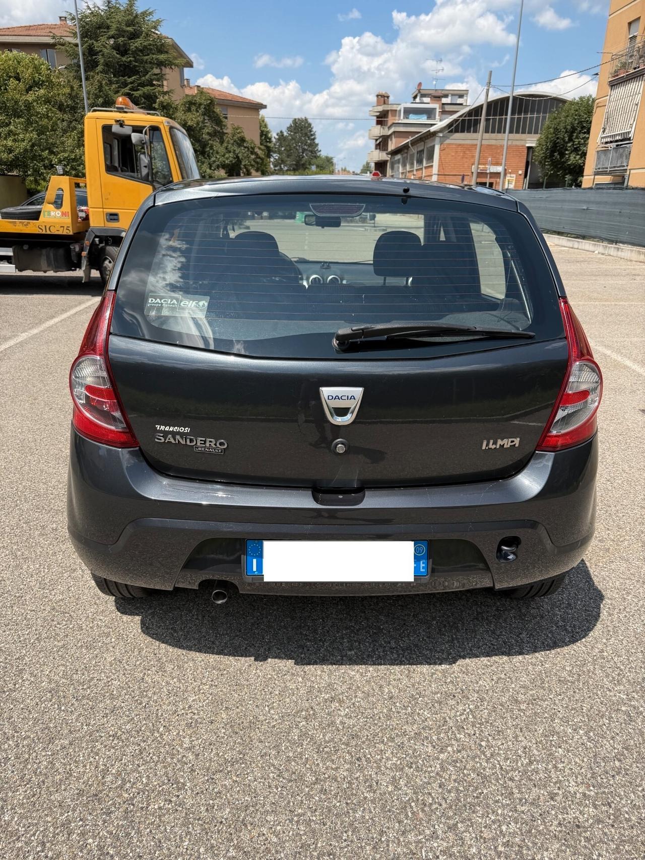Dacia Sandero 1.4 Gpl - NEOPATENTATI - 12 MESI DI GARANZIA -