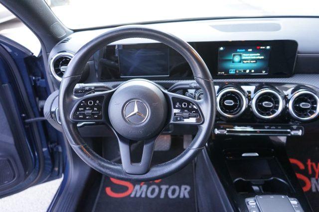 MERCEDES-BENZ A 180 d Automatic Business Extra