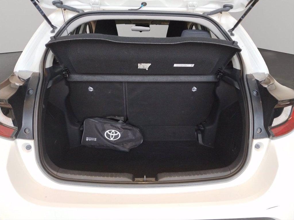 TOYOTA Yaris 1.0 active del 2023