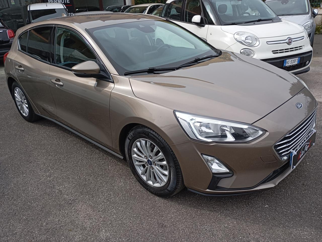 Ford Focus 5P 1.0 EcoBoost 125CV Titanium Aut.