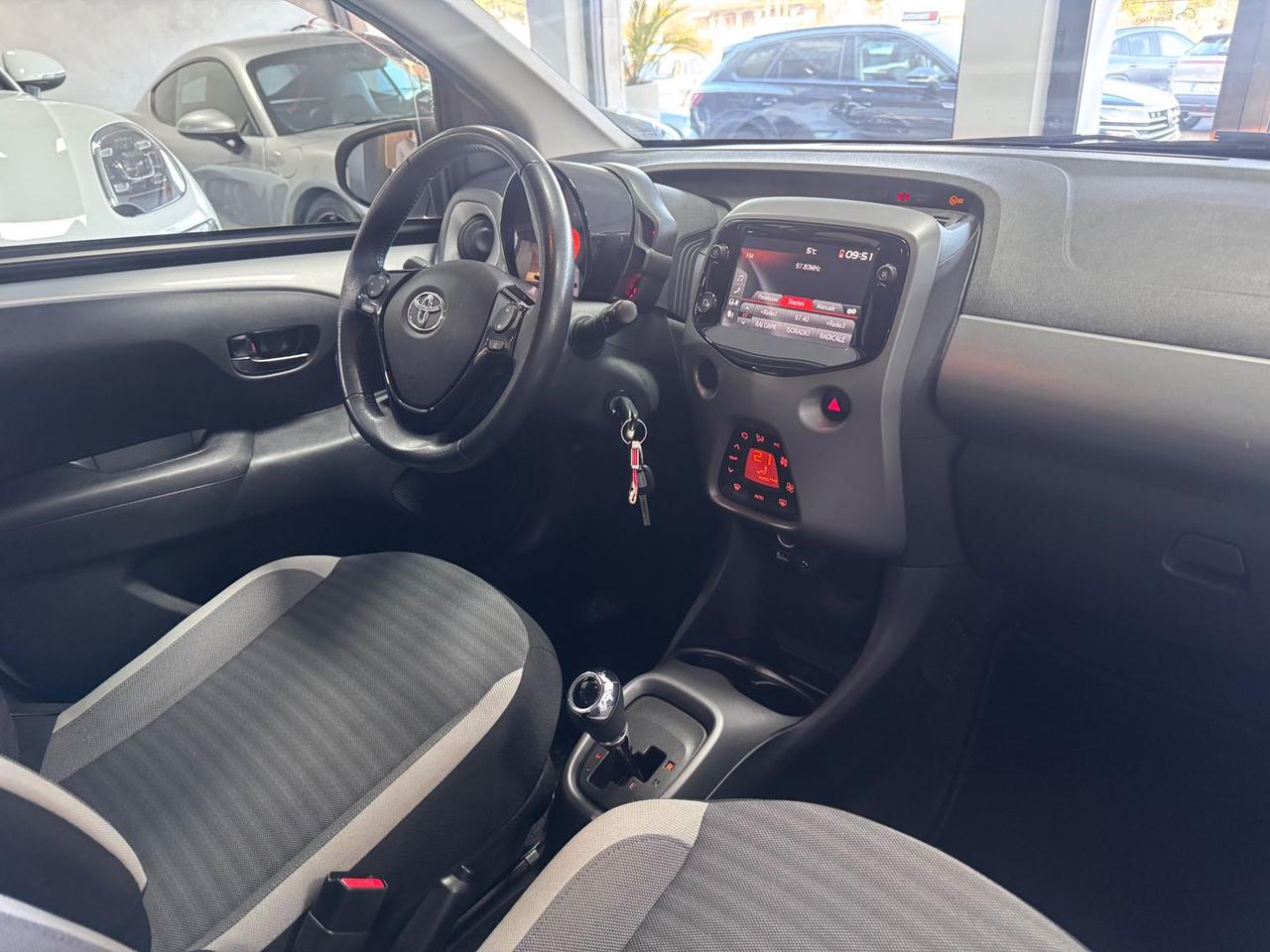 Toyota Aygo X Play Connect 1.0 VVT-i #8919