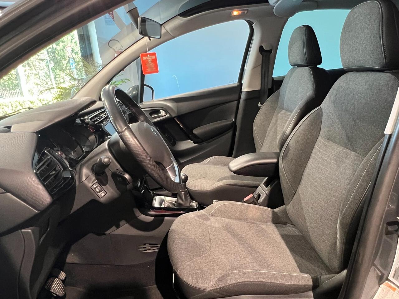 Citroen C3 PureTech 82 Exclusive NAVI TETTO