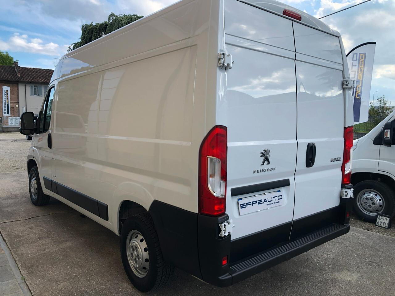 Peugeot Boxer 35 2.2 BlueHDi 140 S&S L2 H2 Furgone