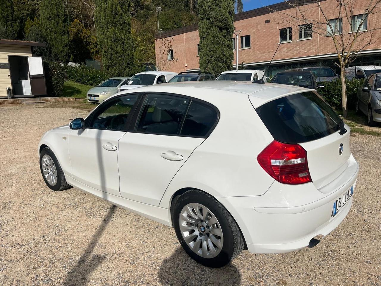 Bmw 118d - Neopatentati - Perfetta
