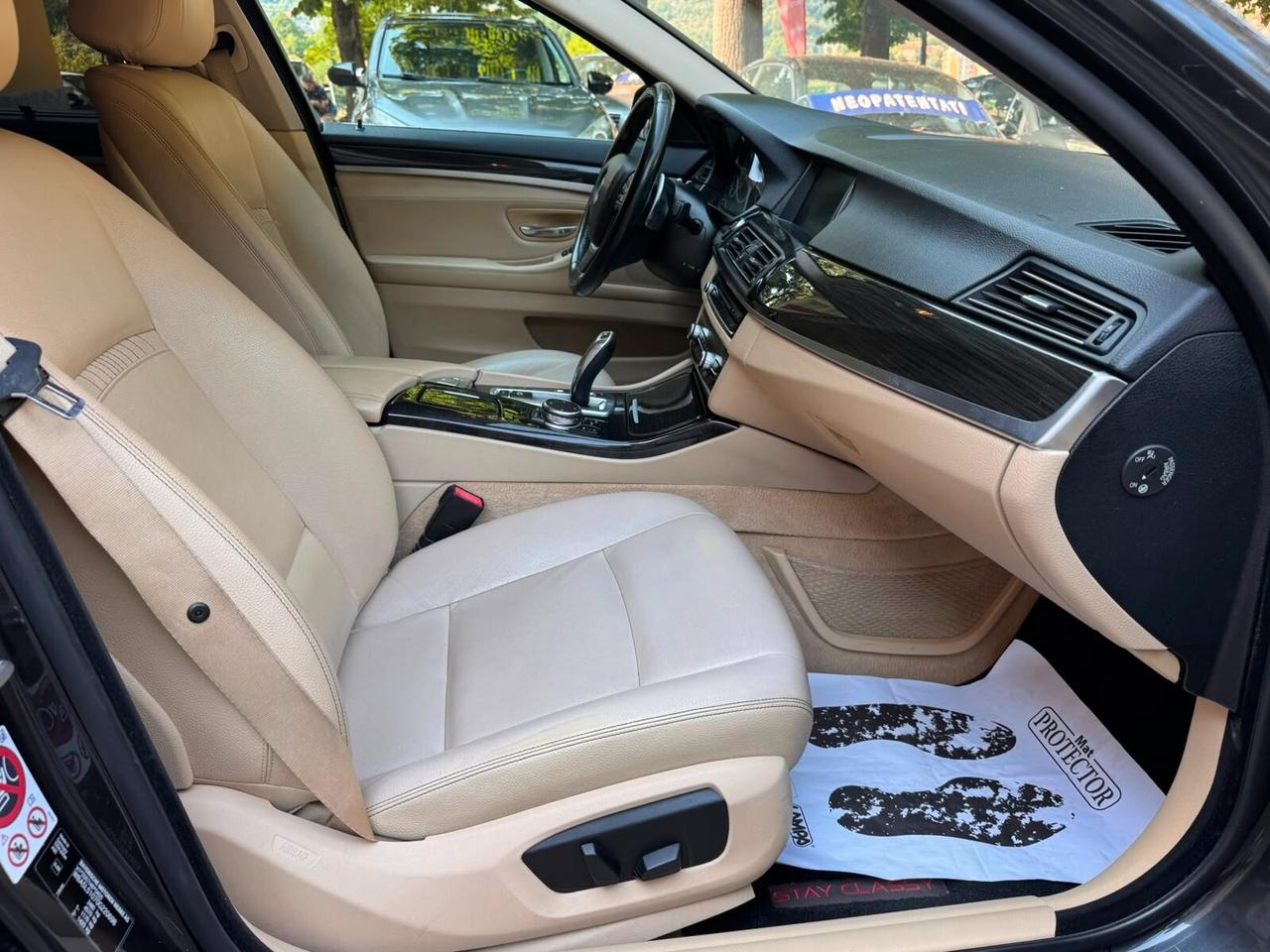 Bmw 520d xDrive Touring Luxury 190CV EURO6