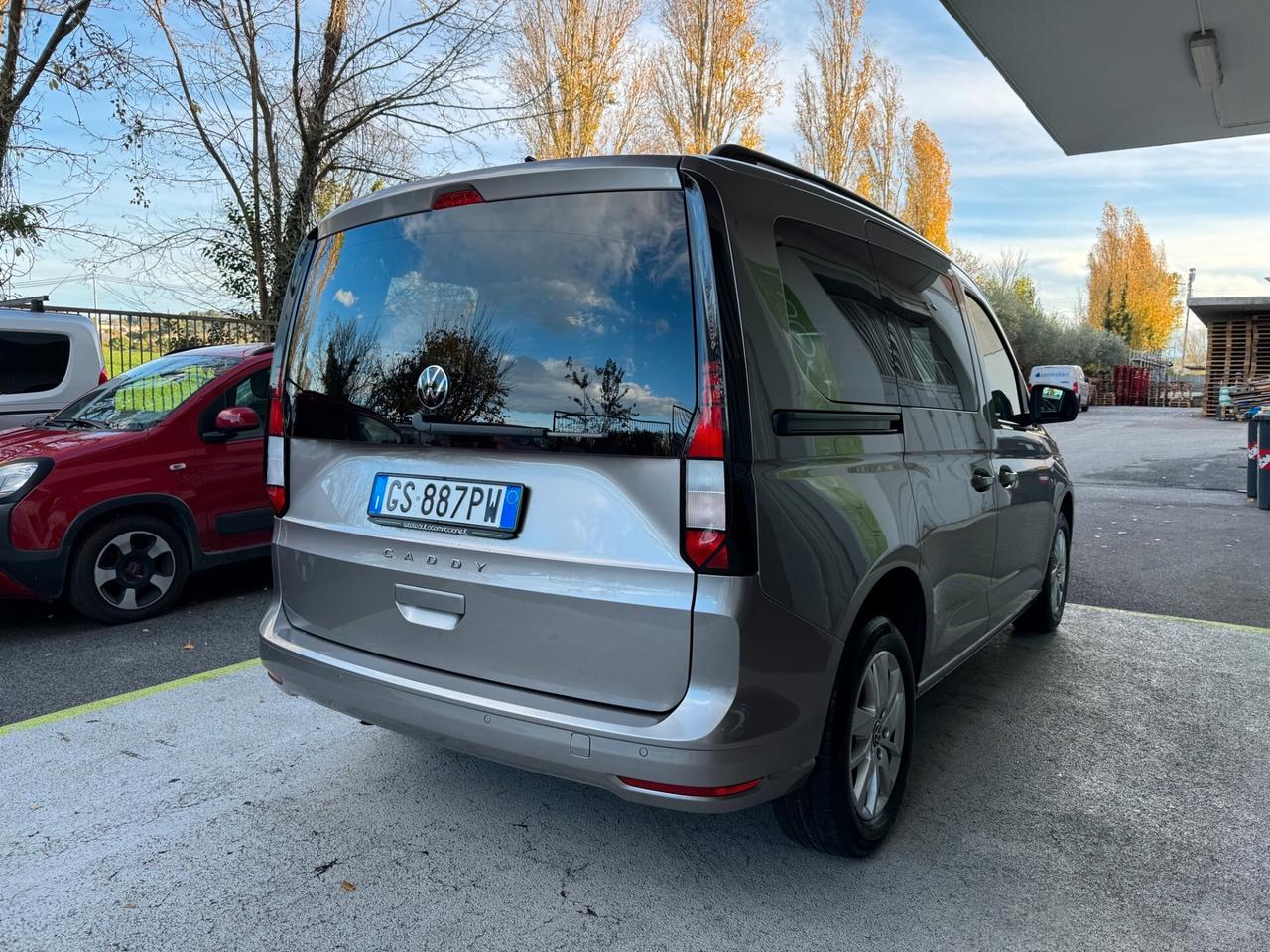 Volkswagen Caddy 1.5TSI LIFE GARANZ 2029 AUTOCARRO