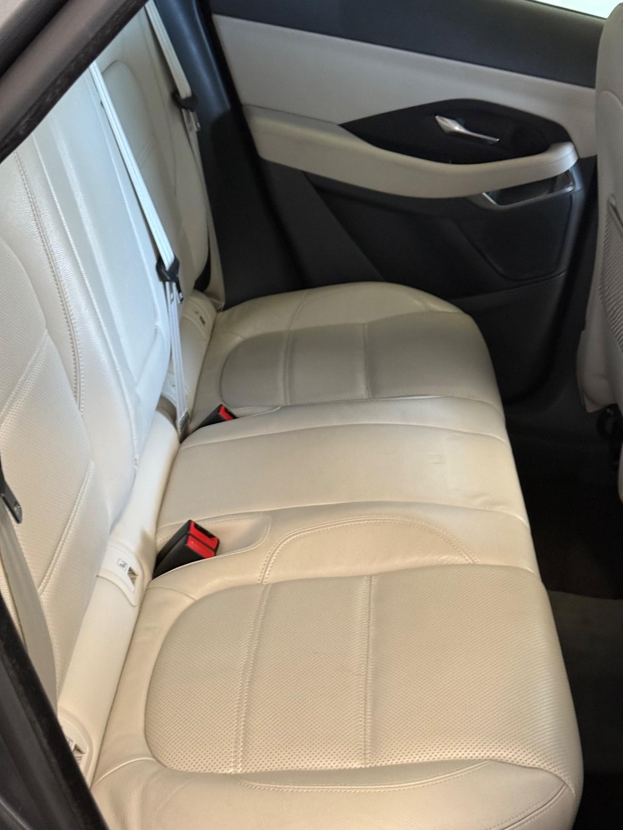 Jaguar E-Pace 2.0D 150 CV AWD aut. R-Dynamic S