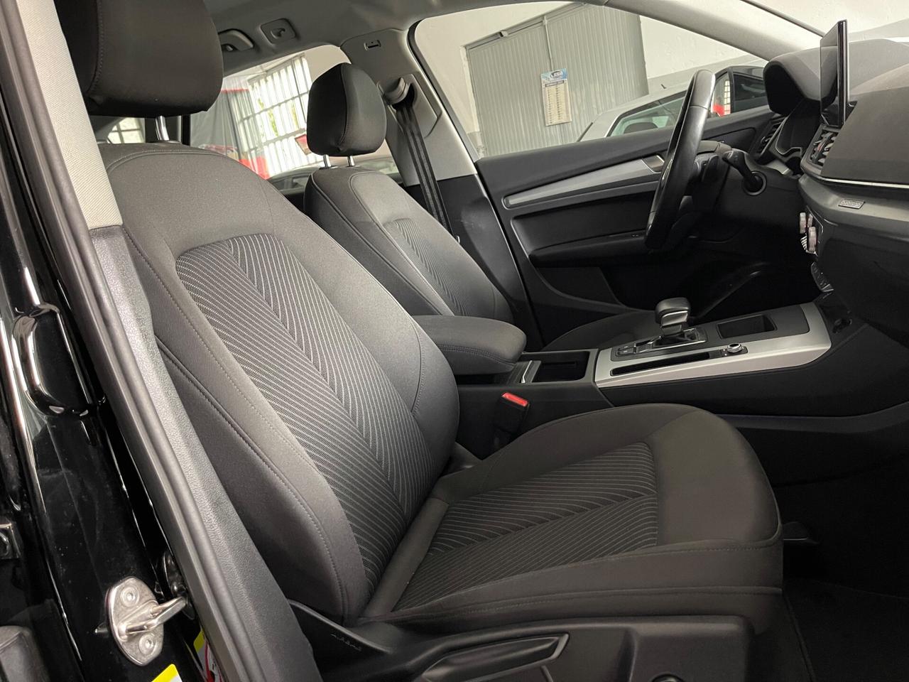 Audi Q5 40 TDI 204 CV quattro S tronic Identity Black