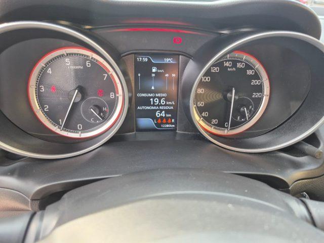 SUZUKI Swift 1.2 Hybrid 4WD AllGrip Top 12.000 KM