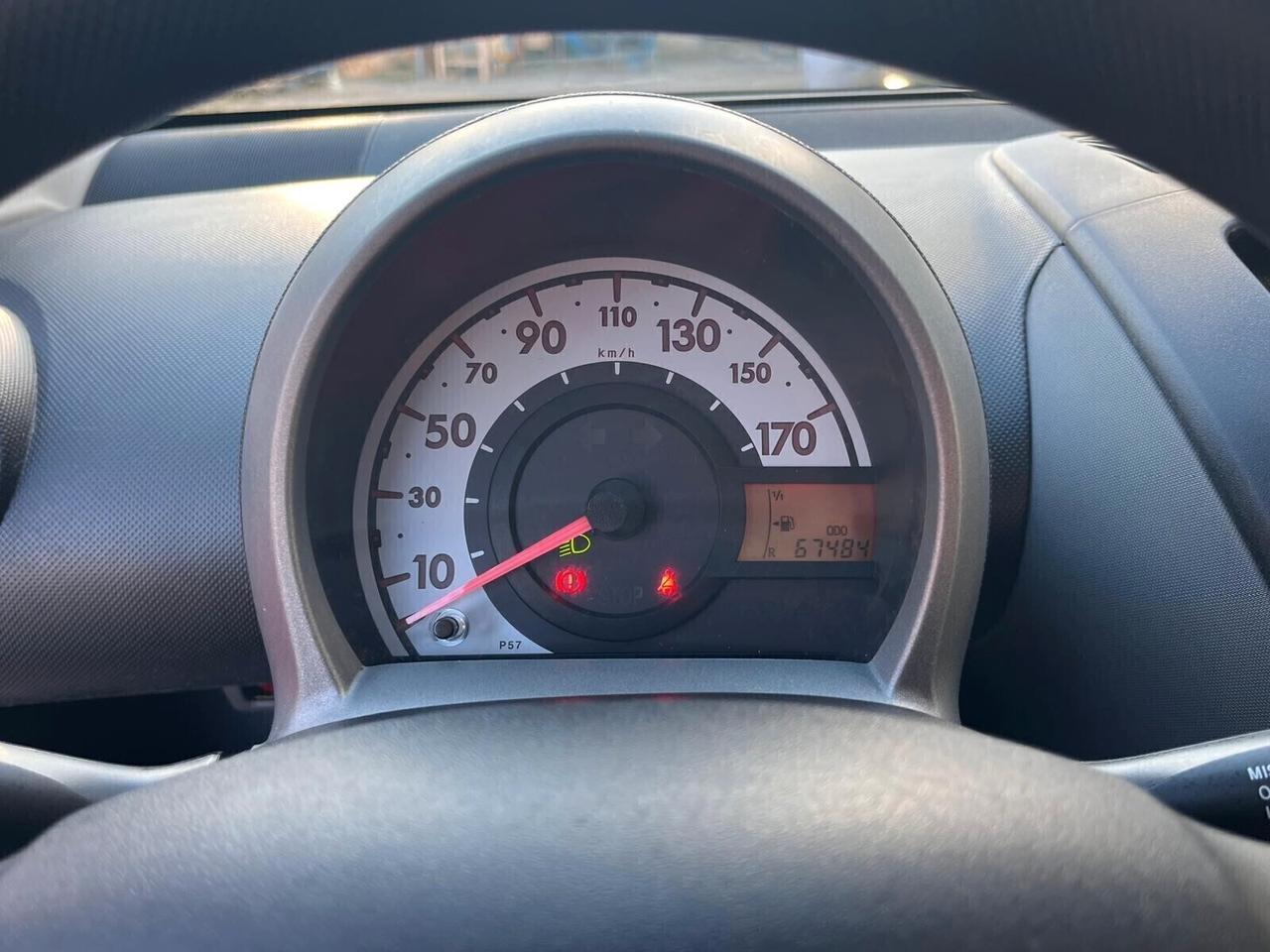 Toyota Aygo 1.0 VVT-i 68CV COMPRESO PASSAGGIO