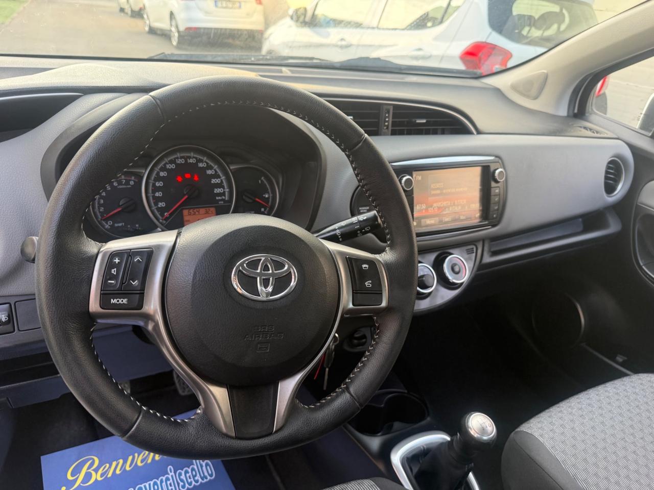 Toyota Yaris 1.0benzina 5 porte km57.000 - 2015