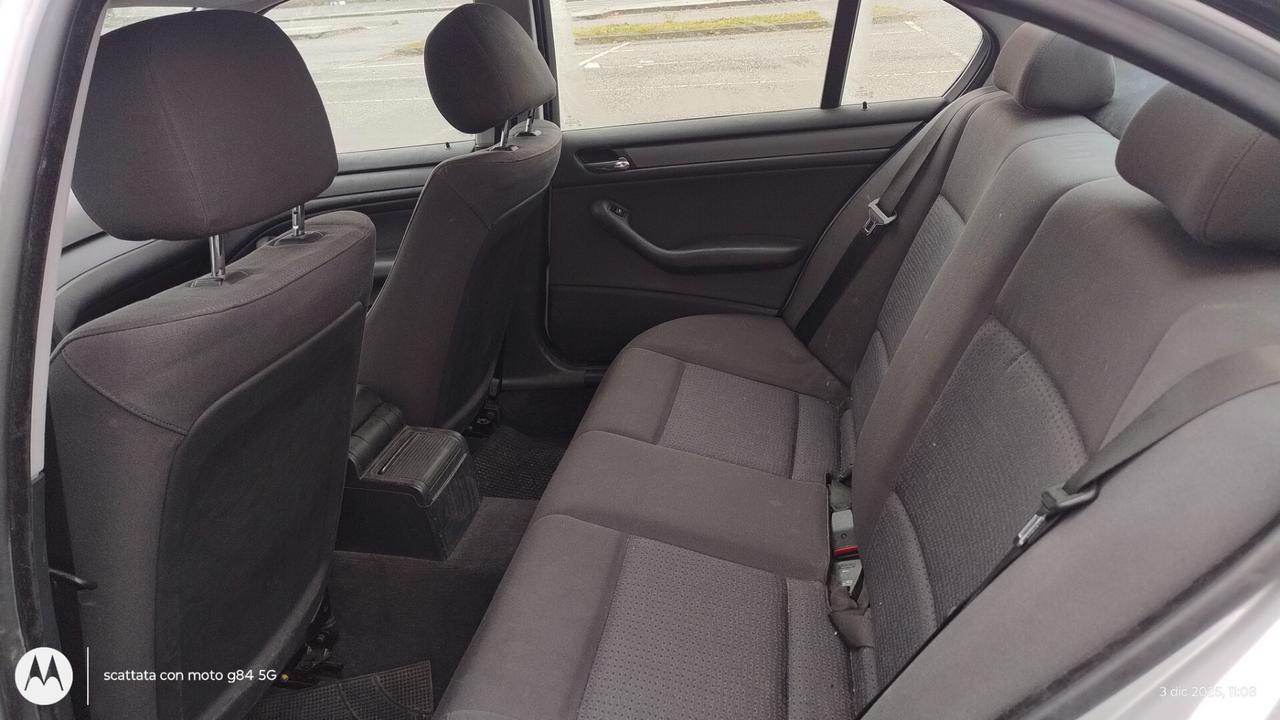 Bmw 320 320d turbodiesel cat 4 porte Attiva