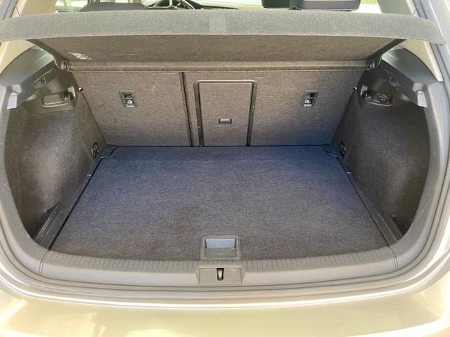 VOLKSWAGEN Golf 1.6 TDI 110 CV DSG 5p. Highline BlueMotion Technol