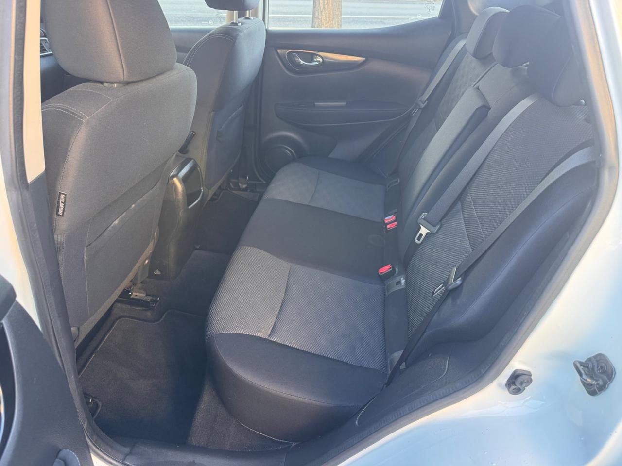 Nissan Qashqai 1.5 dCi N-vision neopaten garanzia 12 m