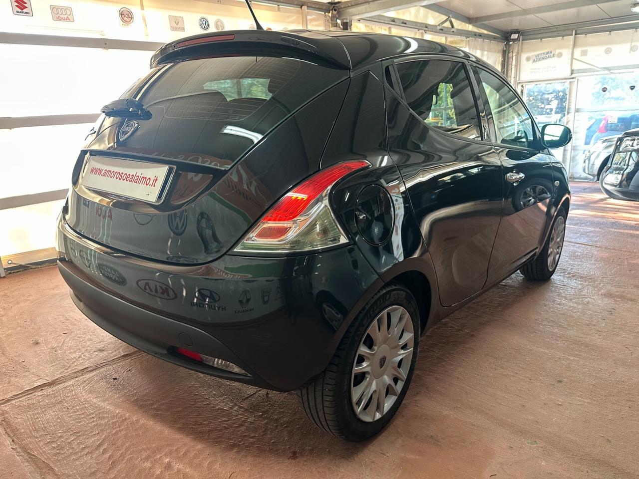 Lancia Ypsilon 1.2 69 CV 5 porte GPL Ecochic Gold