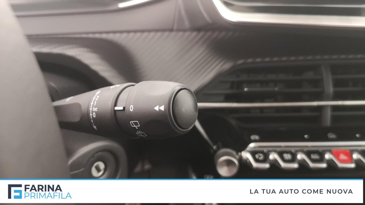 PEUGEOT 208 1.2 hybrid Business 110cv e-dcs 6