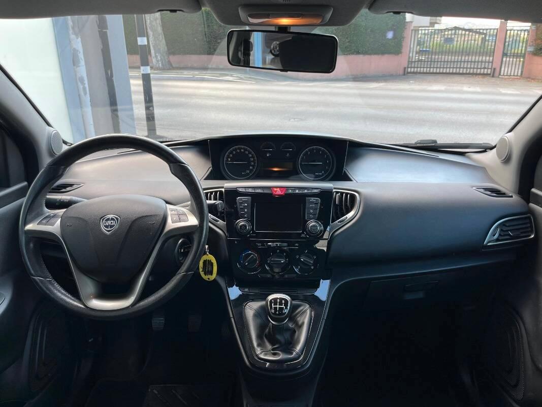 Lancia Ypsilon 1.2 Gold ecochic Gpl 69cv my19