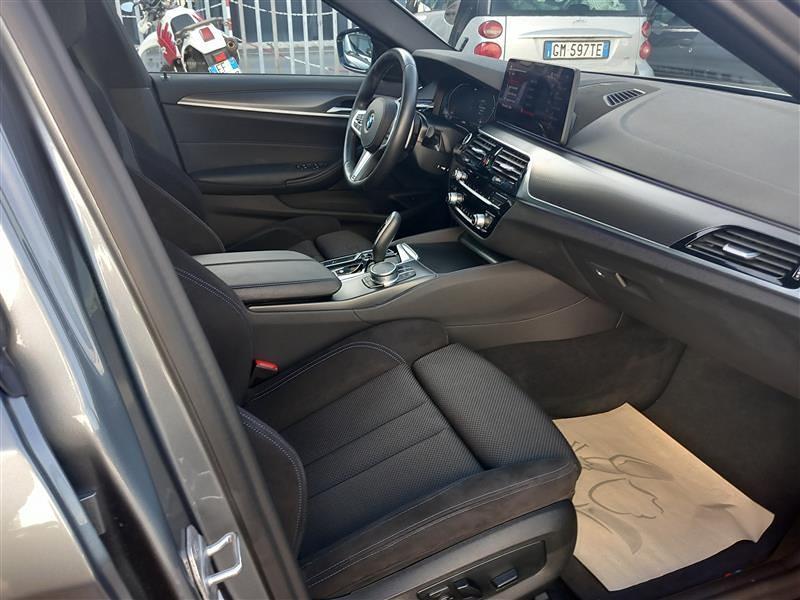 BMW Serie 5 Berlina 520 d Mild Hybrid 48V Msport xDrive Steptronic