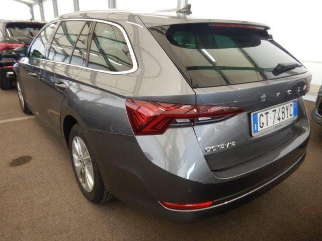 SKODA Octavia 2.0 TDI EVO SCR 150 CV DSG Wagon Executive