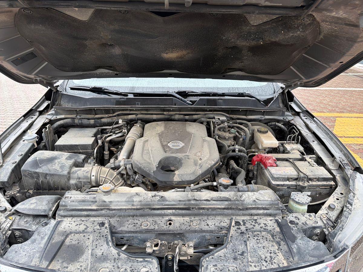 NISSAN Navara 2.3 dci d.cab Tekna 4wd 190cv auto my19