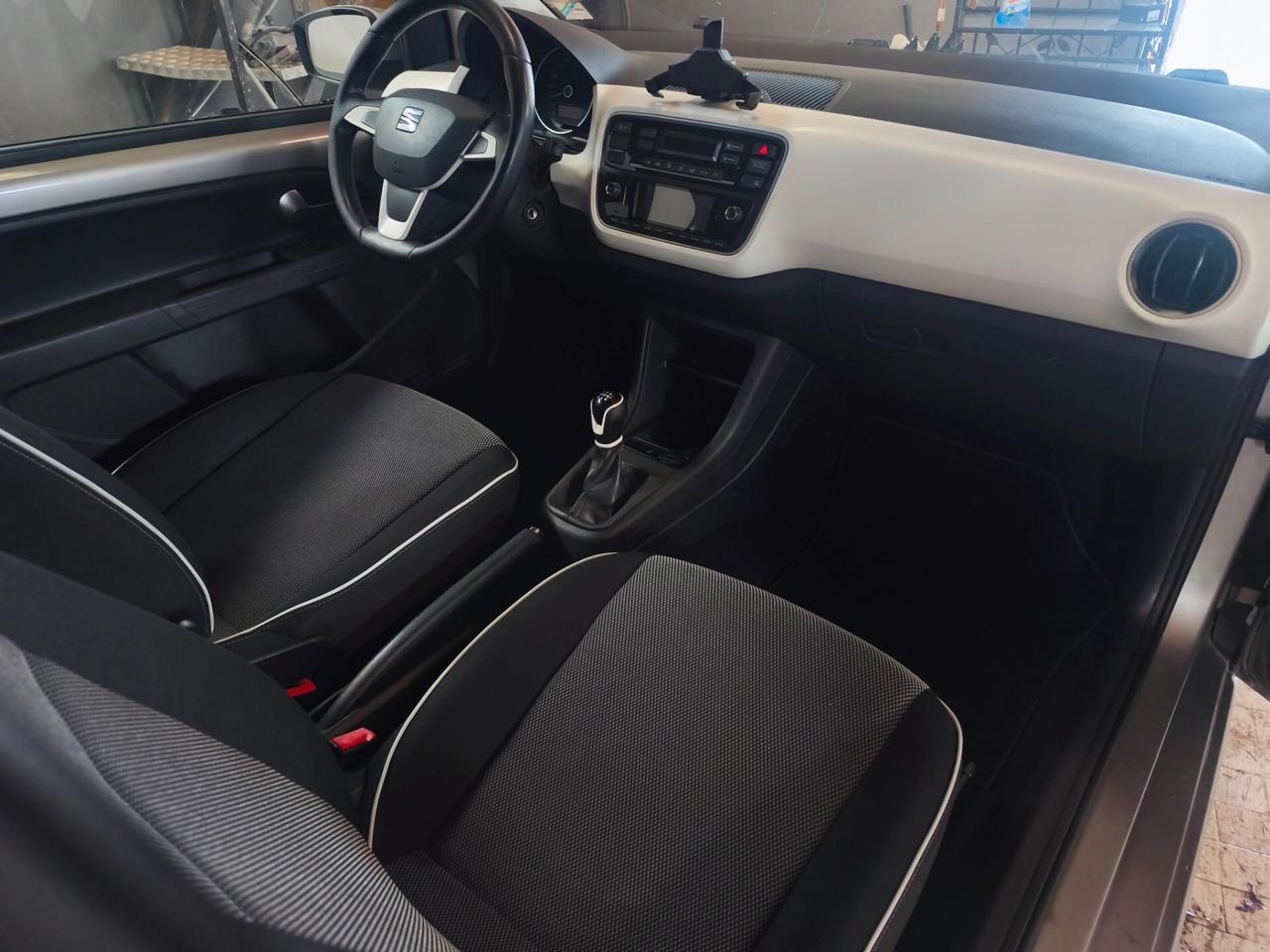 Seat Mii 1.0 68 CV 3 porte Chic Ecofuel