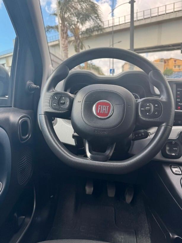 Fiat Panda 1.0 FireFly Hybrid GPL CROSS