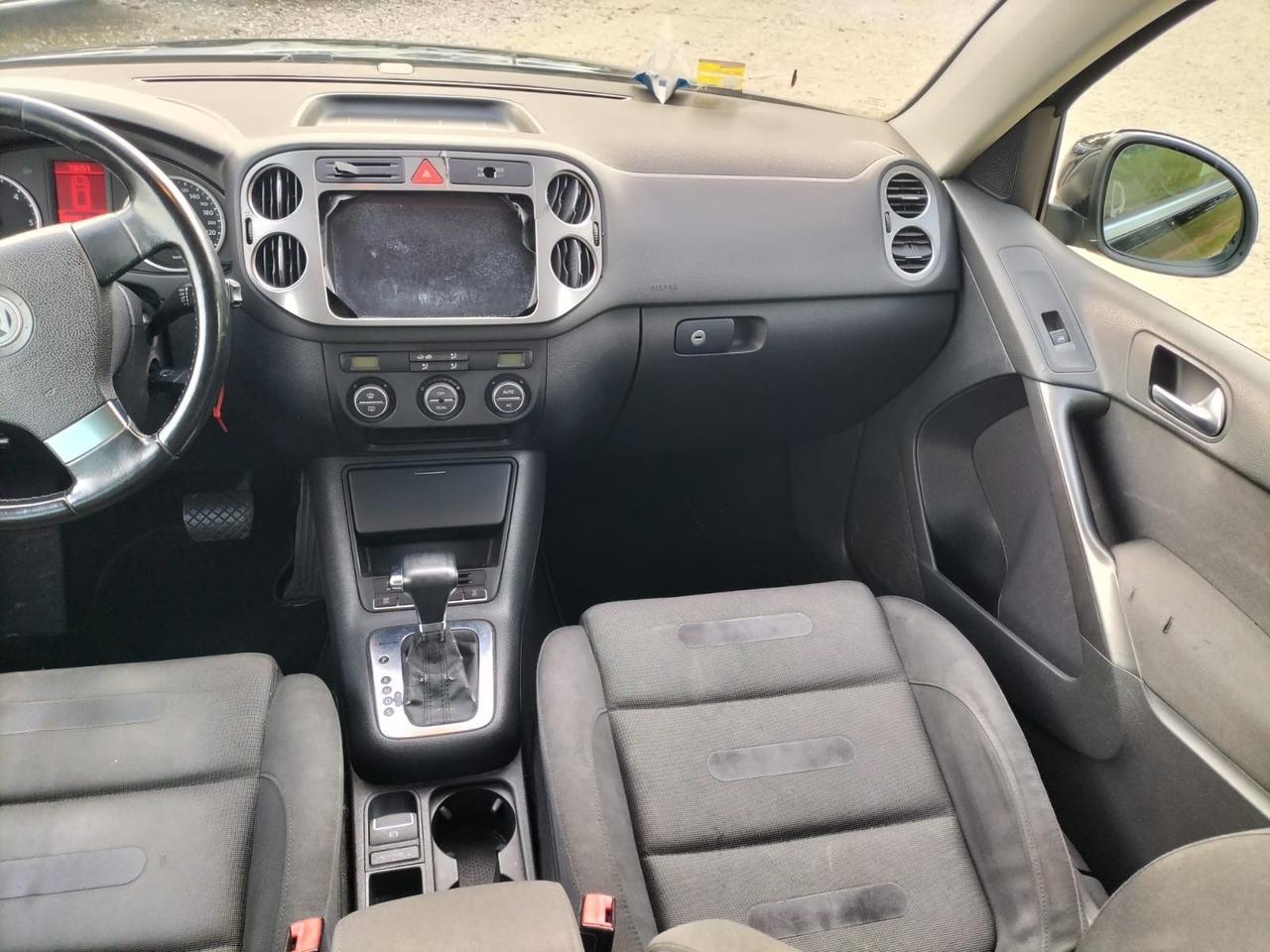 Volkswagen Tiguan 2.0 16V TDI DPF Trend & Fun (18°)