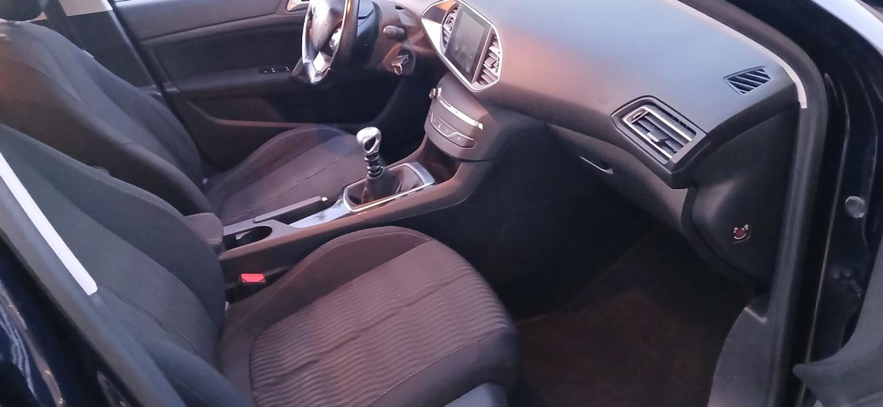 Peugeot 308 1.6 HDi s.w neopatentati