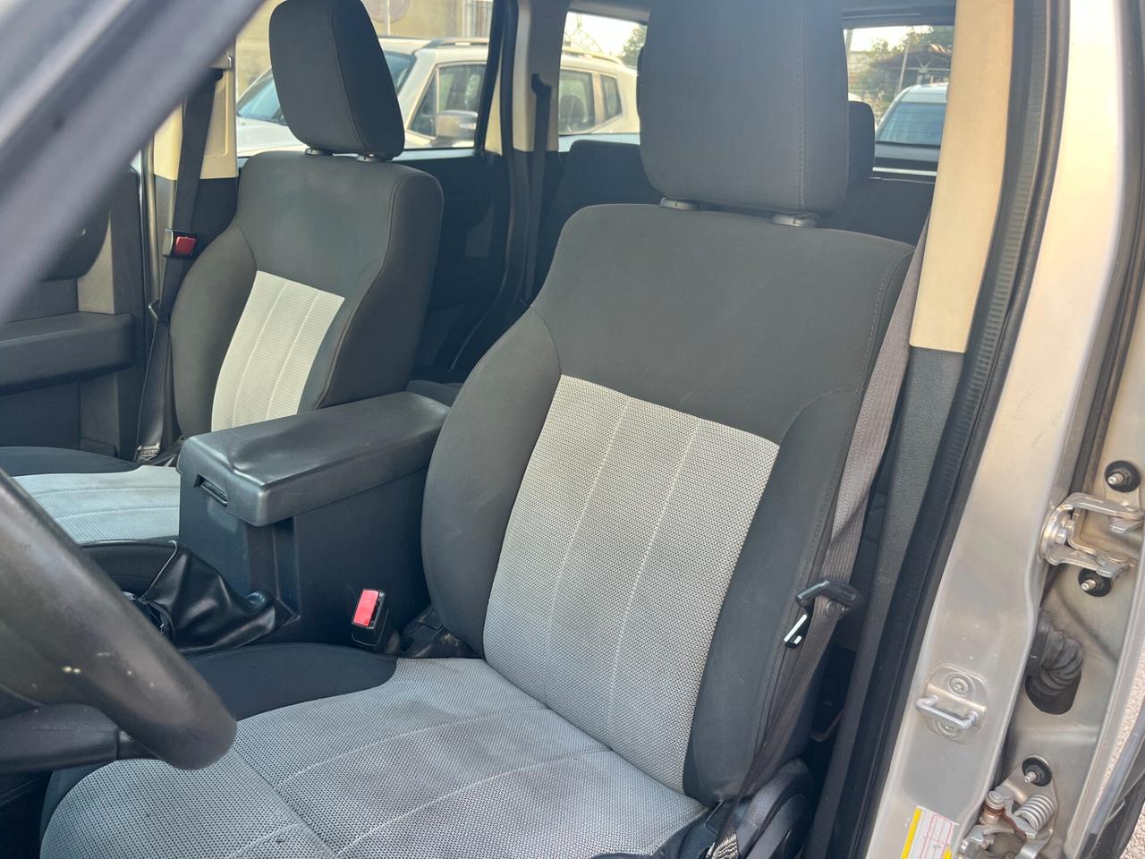 Dodge Nitro 4X4 2.8 4WD 2009