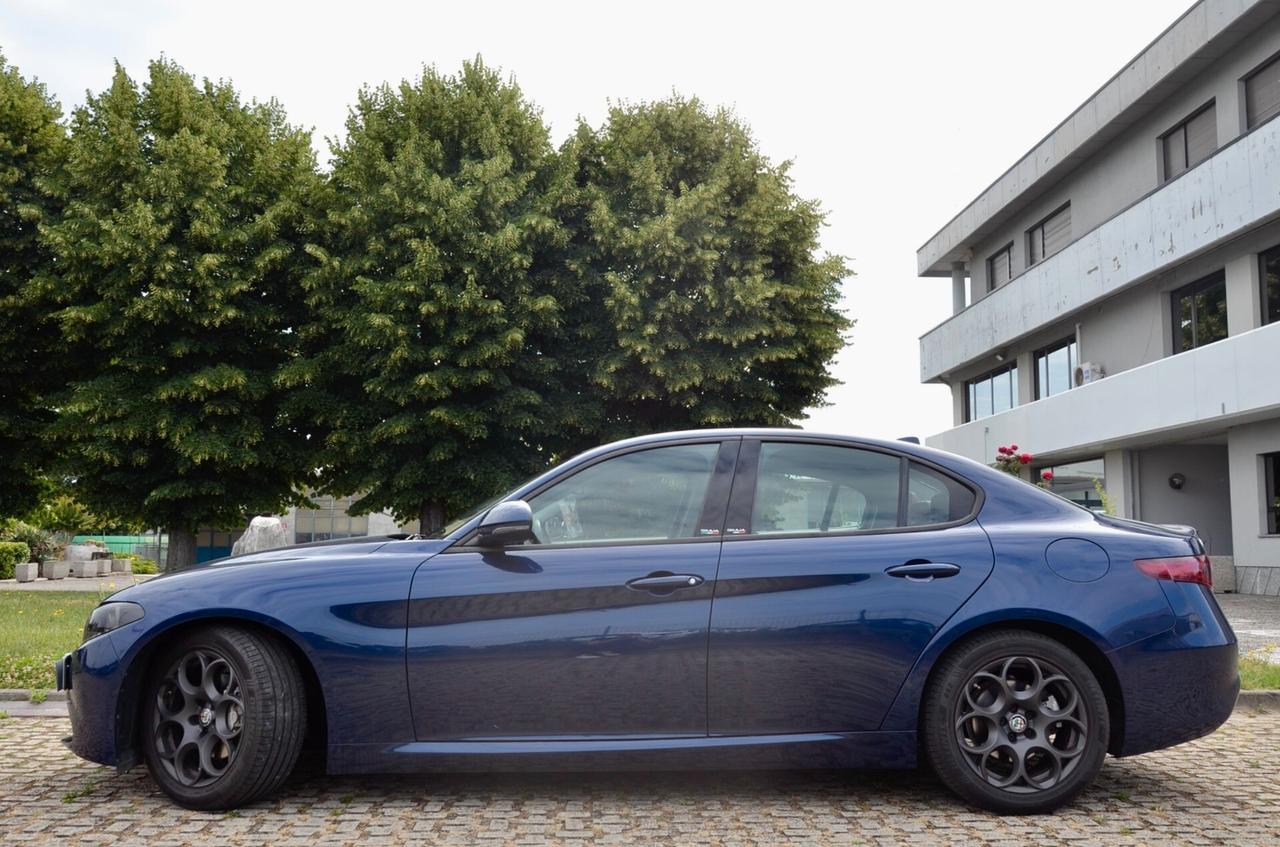ALFA ROMEO GIULIA 2.2 T GIULIA 150cv MANUALE, EURO 6B, UFF ITALIANA, RETROCAMERA, NAVI, PERMUTE