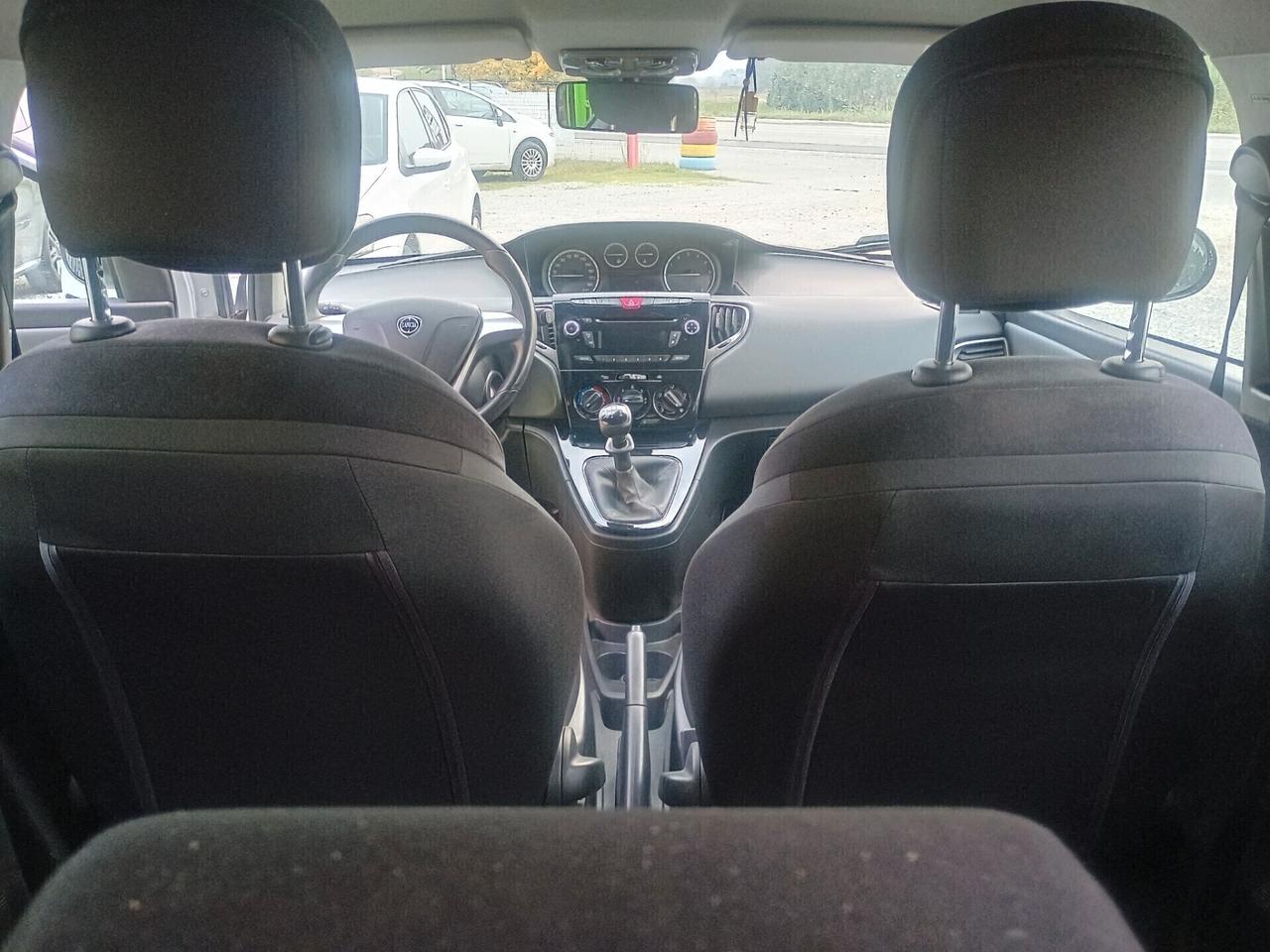 LANCIA YPSILON 1.2 NEOPATENTATI