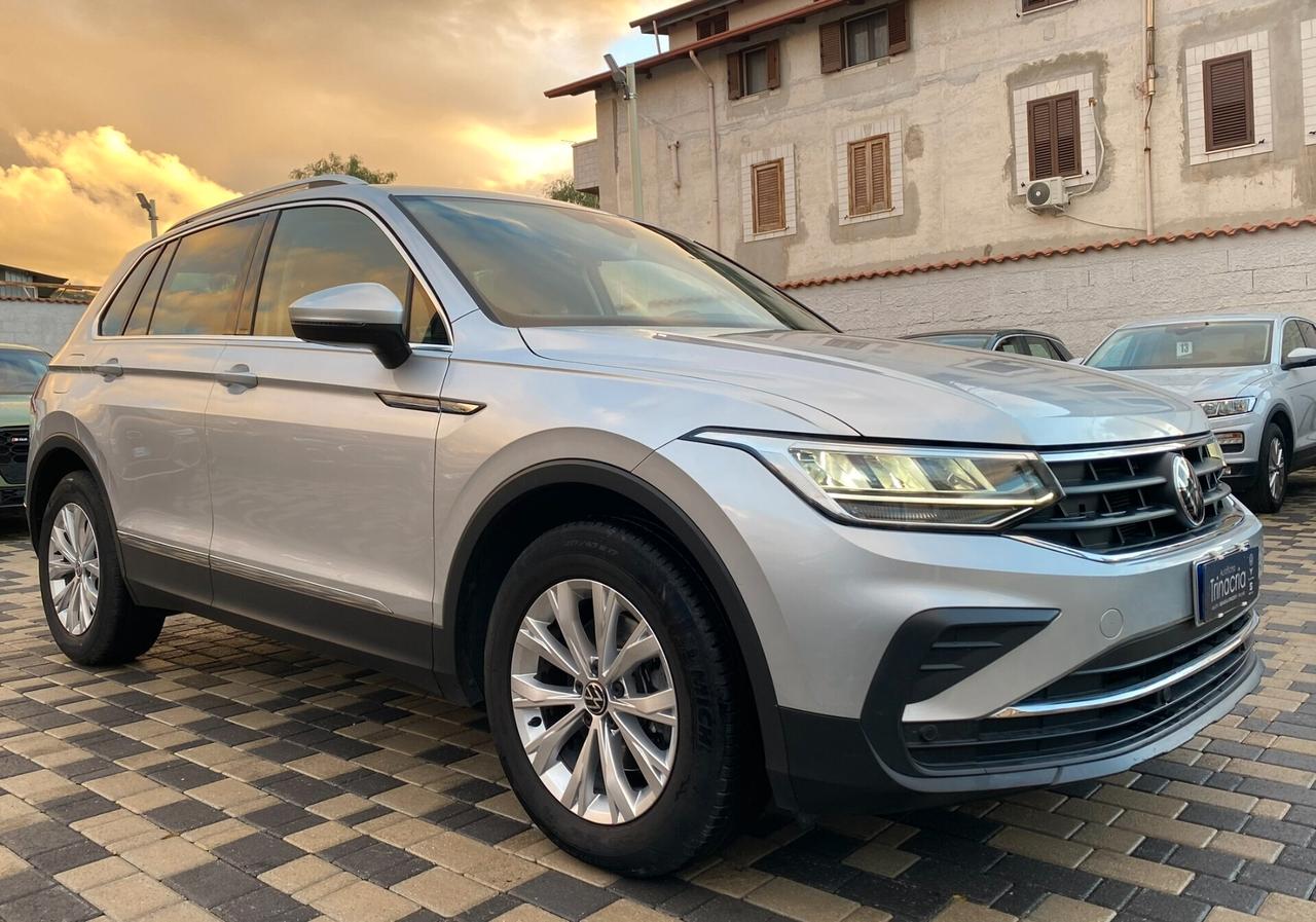 Volkswagen Tiguan Life 2.0 TDI 150CV DSG